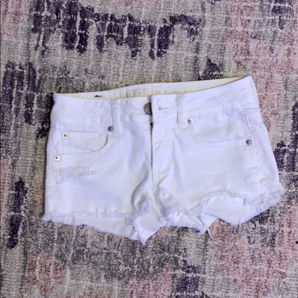 white american eagle shorts. too small for me